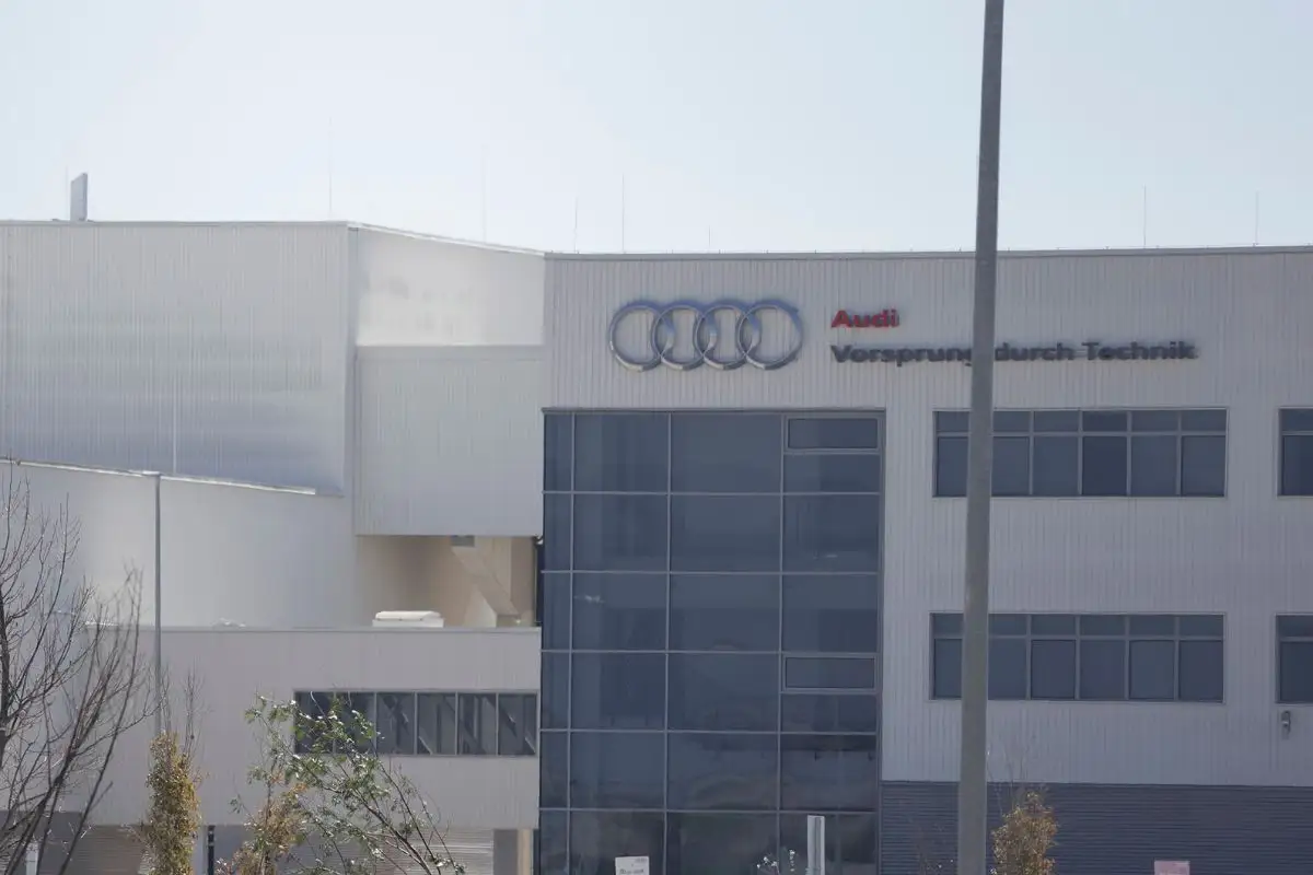 Acuerdan aumento salarial de Audi 2026 del 19.5%