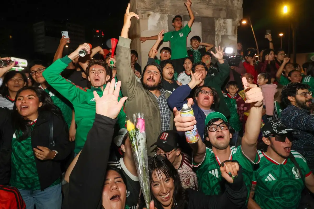 (FOTOS) Así poblanos celebran triunfo de México vs Chequia