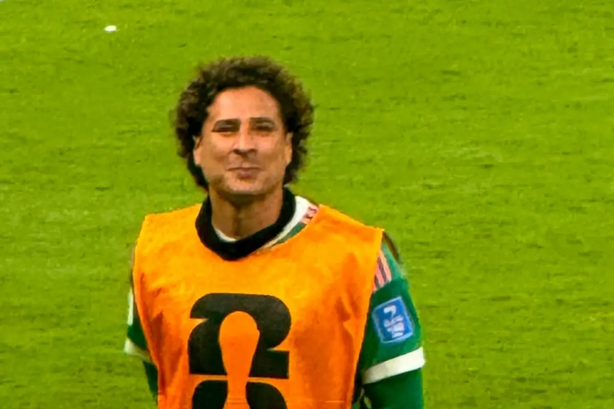 Cuántos hijos tiene Memo Ochoa y quién es su esposa
