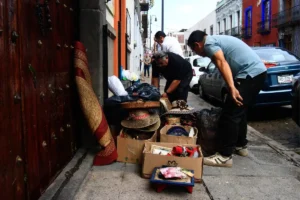 Armenta ofrece apoyos a afectados por la lluvia en Puebla