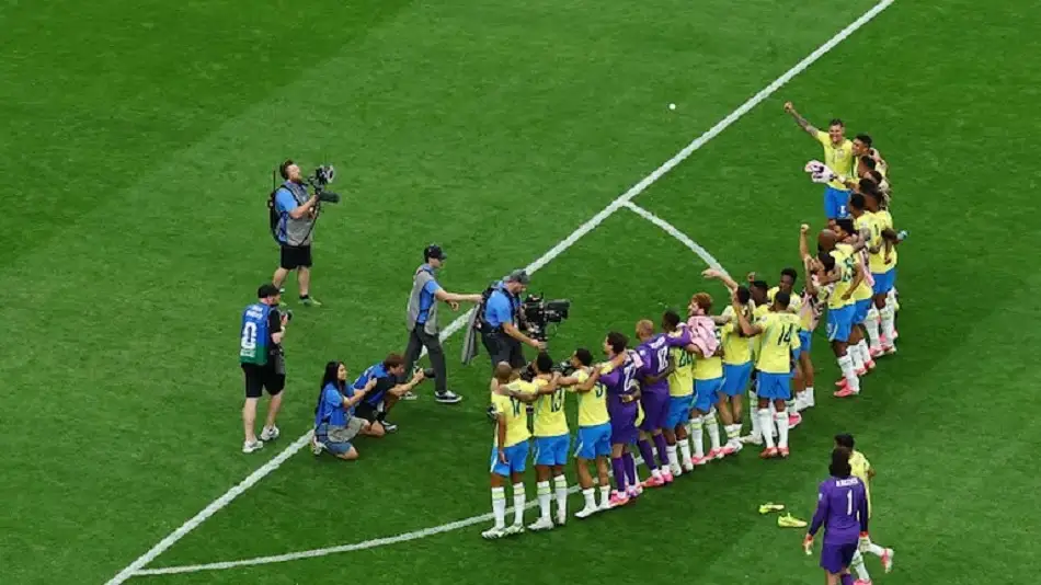 Brasil vs Japón: avanza la canarinha con gol al minuto 96