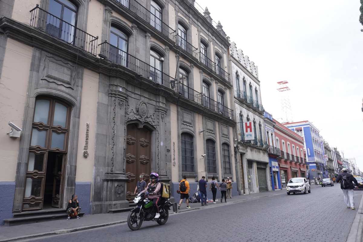 Cajero y ventanilla bancaria en México | Foto: Agencia Enfoque