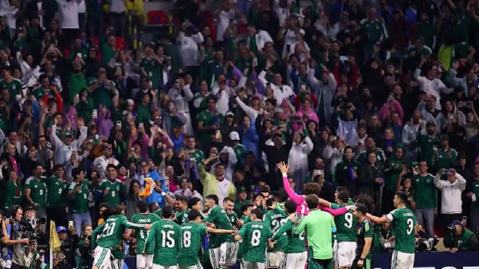 ¿A qué hora juega México el domingo 5 de julio?