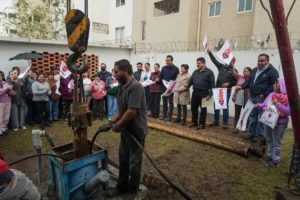 Roberto Solís arranca rehabilitación del pozo en Huejotzingo