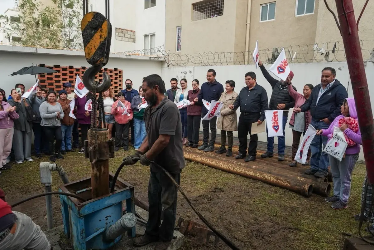 Roberto Solís arranca rehabilitación del pozo en Huejotzingo