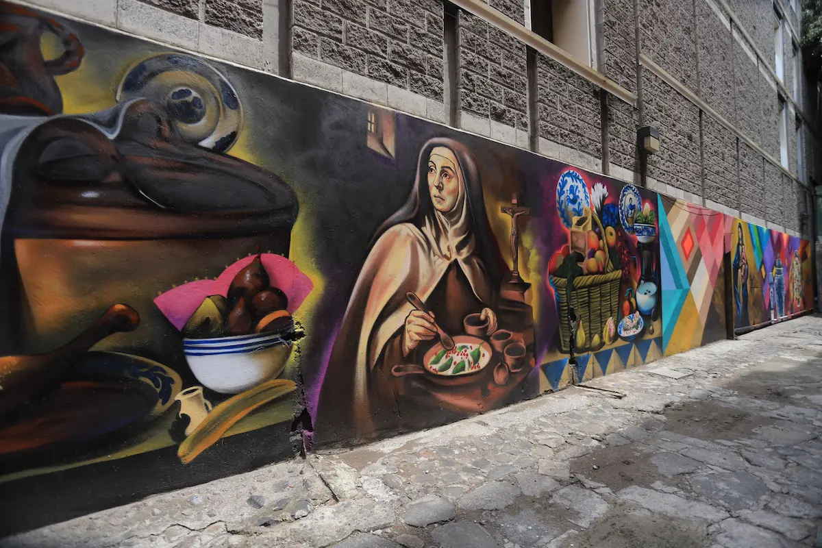Inauguran Mural “Tributo al Barrio” en El Alto para resaltar gastronomía poblana