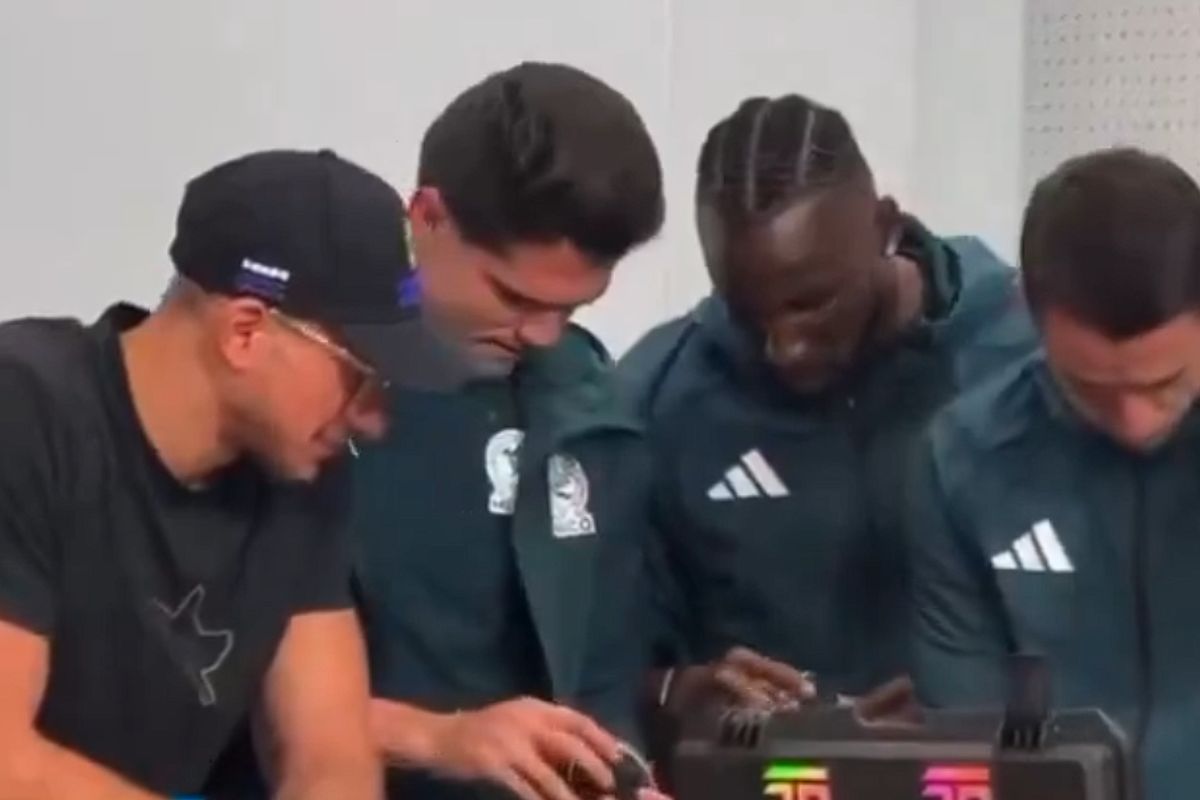 Selección Mexicana devuelve los Rolex | Foto: Cortesía