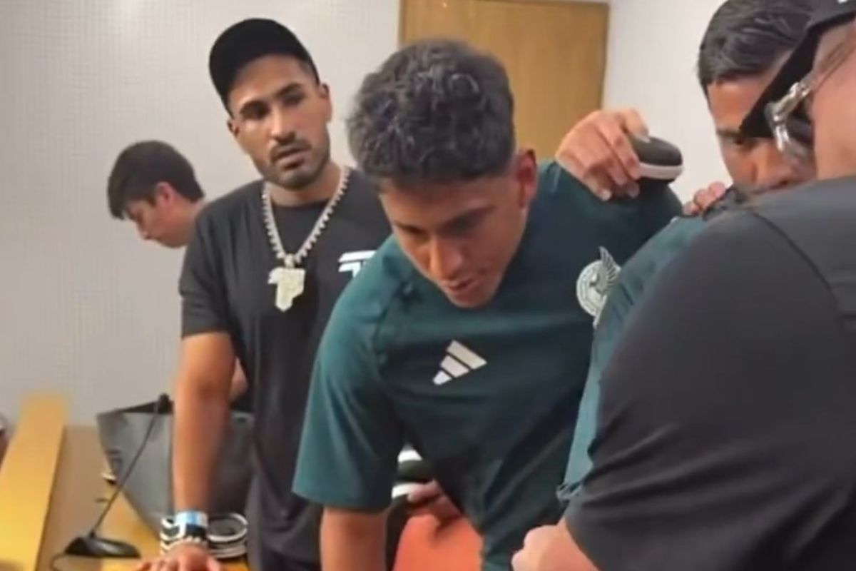 Selección Mexicana devuelve los Rolex | Foto: Cortesía