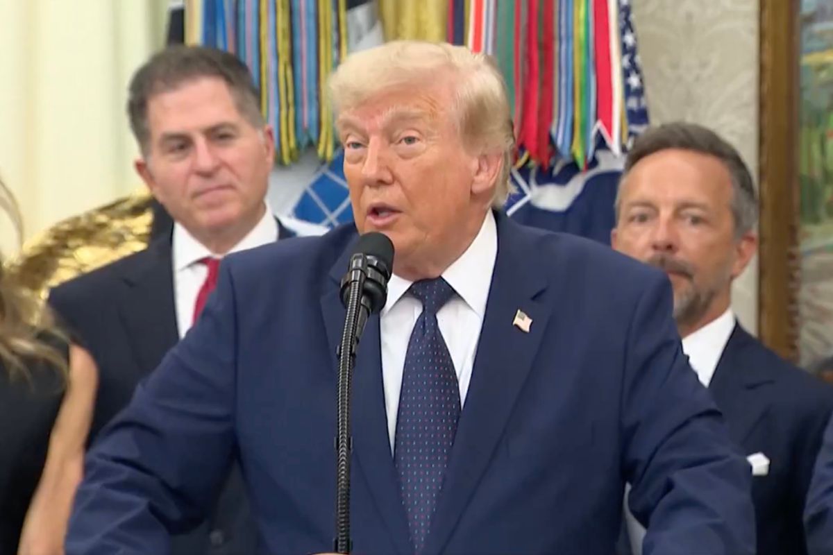 Trump llamó a la FIFA para que revisara la tarjeta roja de un jugador