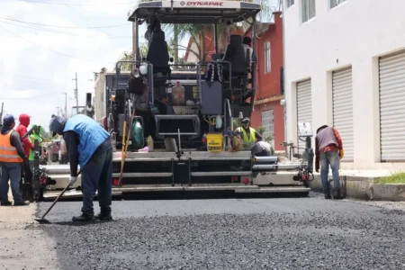 Gobierno estatal acelera transformación vial en juntas auxiliares de Puebla