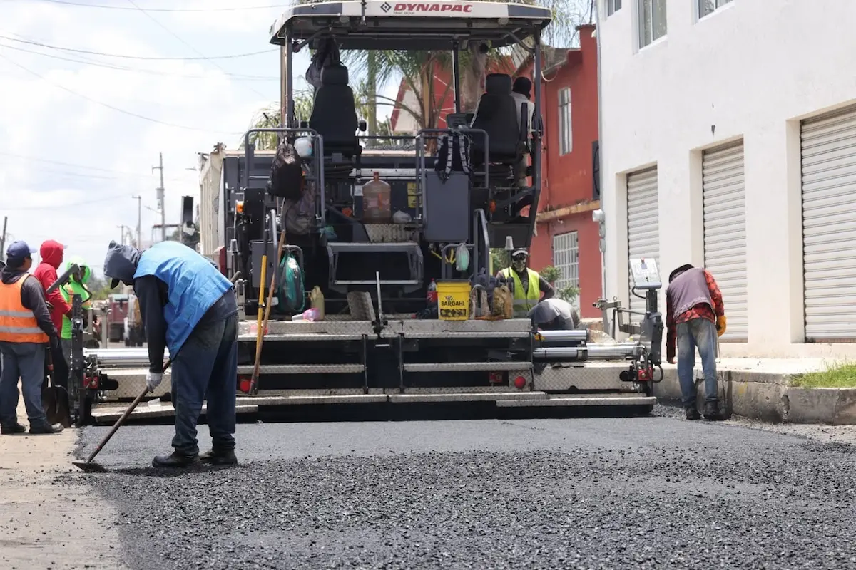 Gobierno estatal acelera transformación vial en juntas auxiliares de Puebla