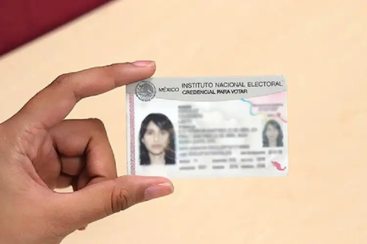 IEE presenta distritación 2026: poblanos deberán renovar credencial 
