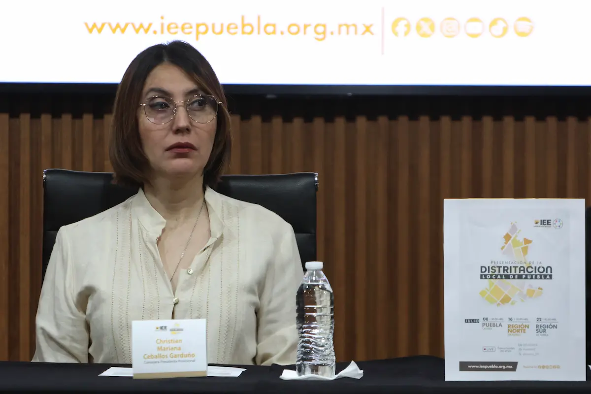 IEE hará consulta para definir si aplica elección por usos y costumbres en Coyomeapan