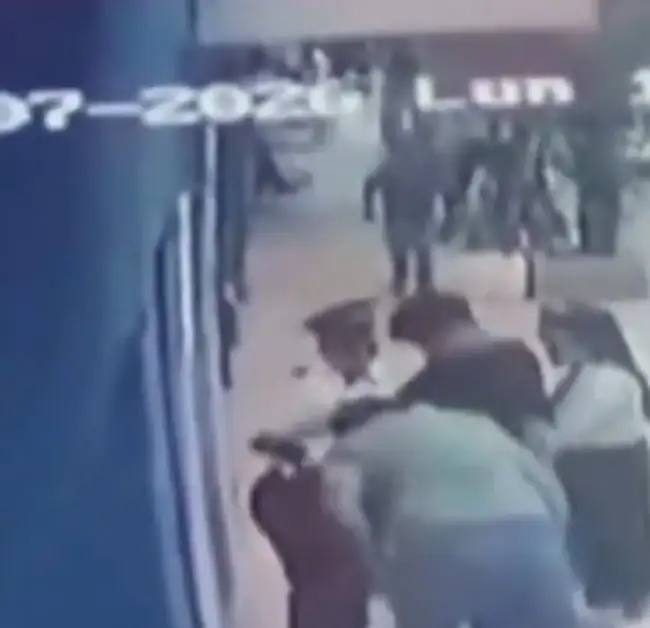 Conductor agredió a una policía de Tehuacán para evitar multa