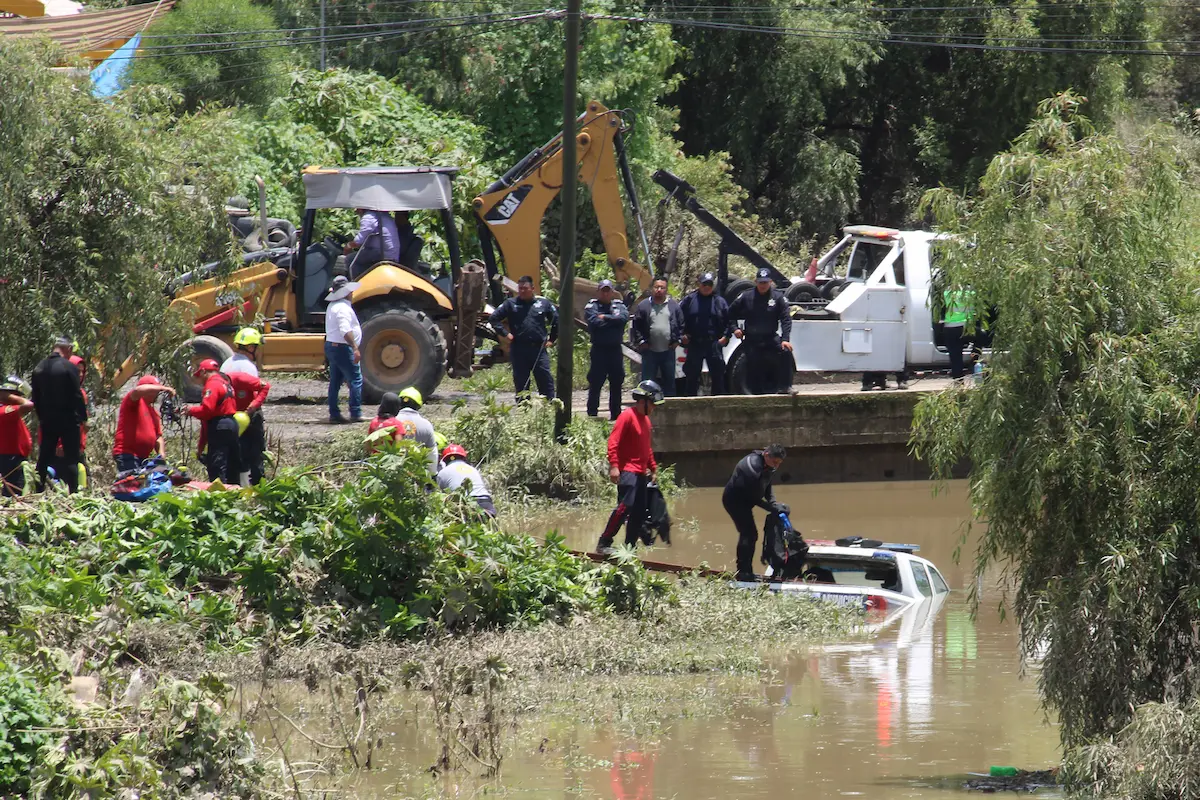 Localizan sin vida a policía de Ocoyucan arrastrado por el río Atoyac