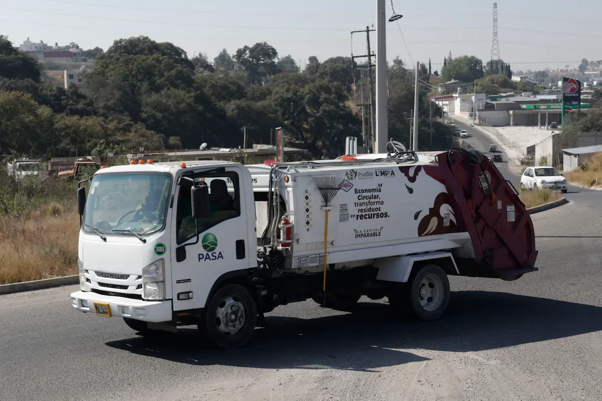Adquirirán tres nuevos camiones de basura en Puebla 2 Adquirirán tres nuevos camiones de basura en Puebla