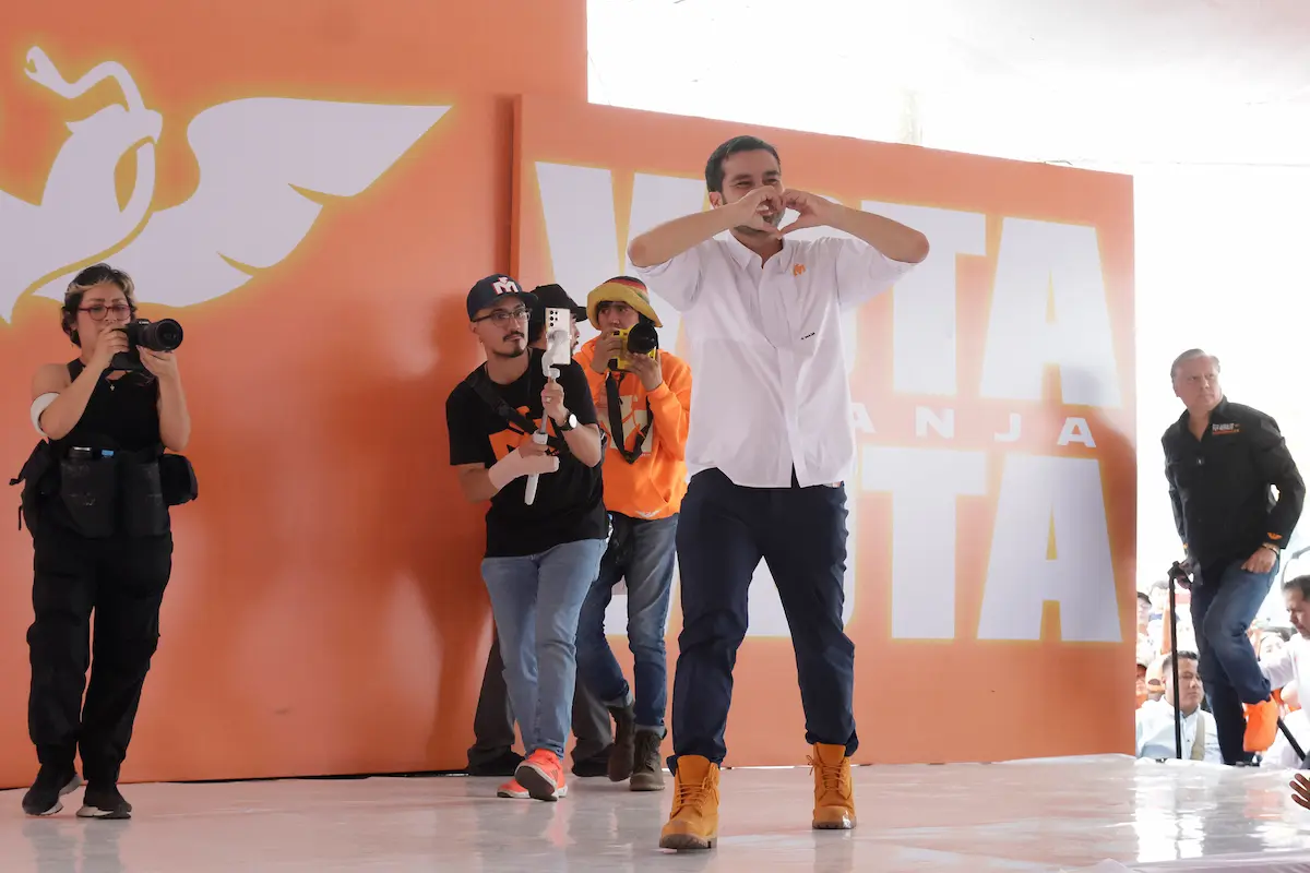 Máynez trata de rescatar a MC en Puebla y busca detener proyecto en San José Chiapa