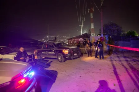 Encuentran a dos hombres sin vida en Tijuana