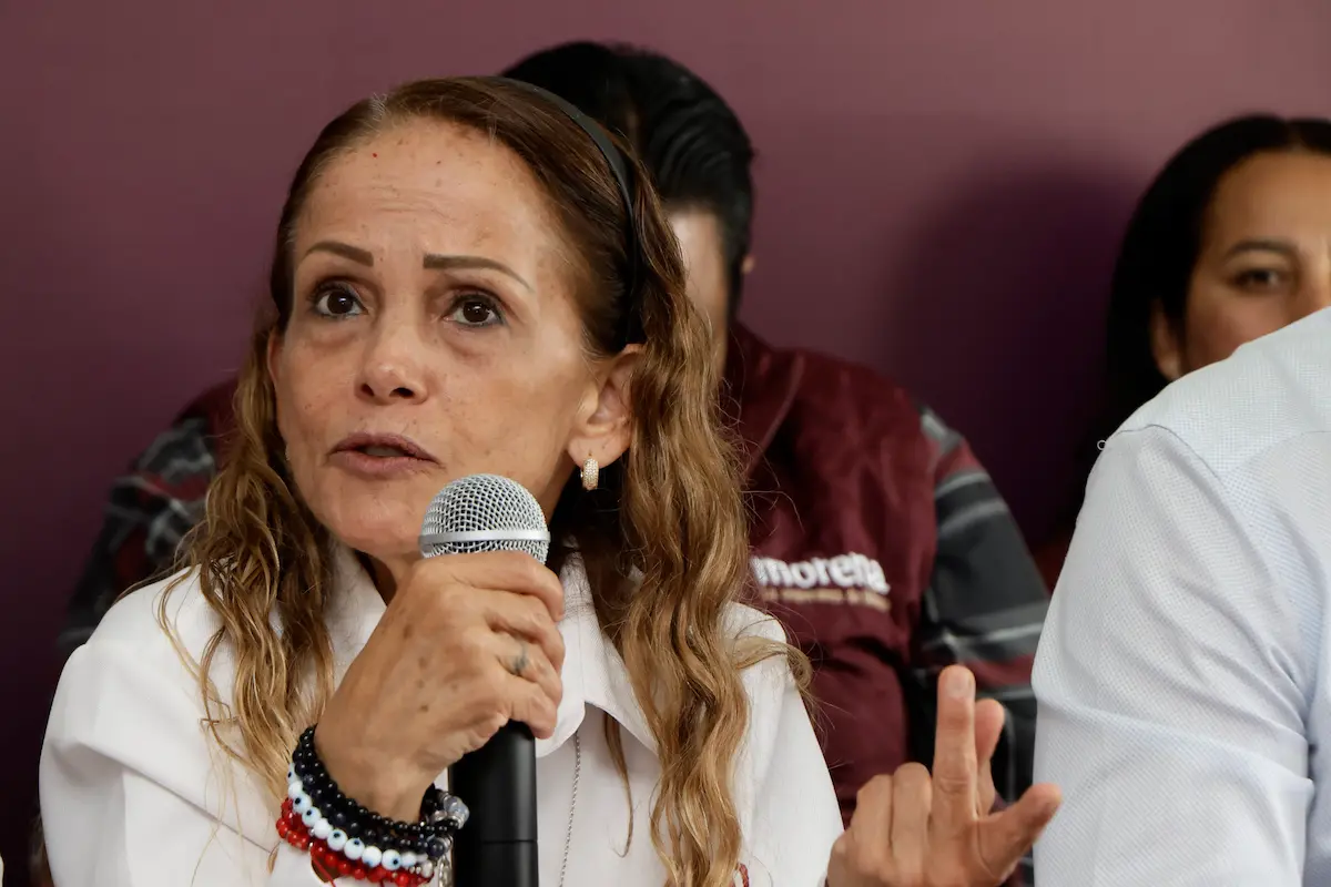 Armenta presenta un informe a consejeros de Morena
