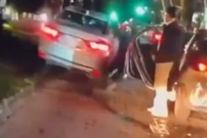 Atropelló a una conductora Uber tras chocarle en la Juárez