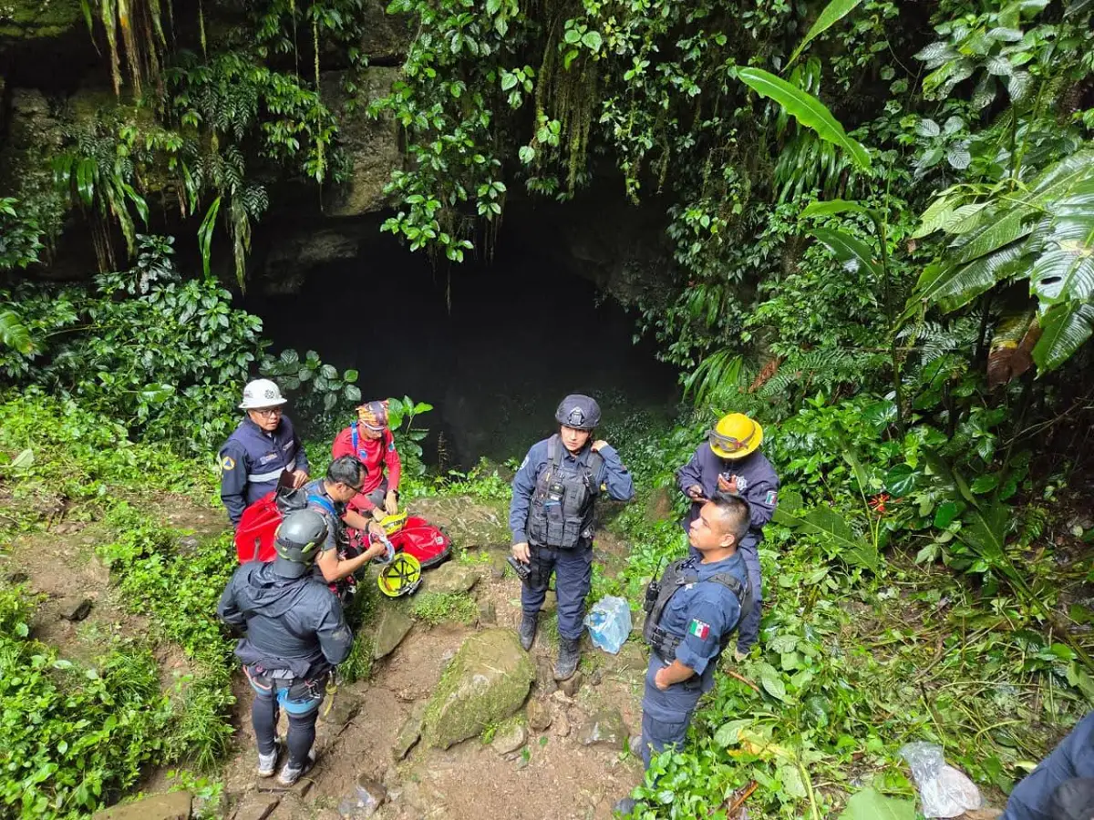 Guía que acompañó a familia en Grutas de Chichicazapan no está certificado