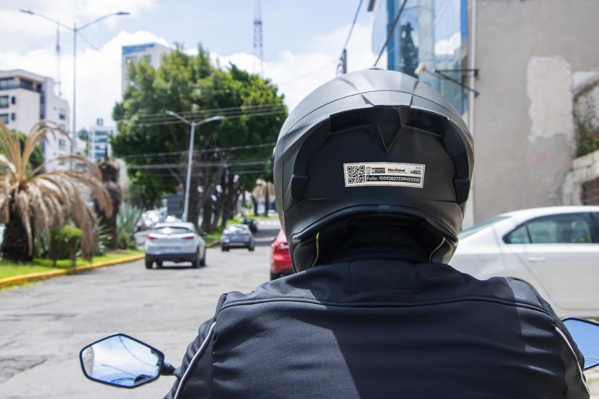Distintivo electrónico para motocicletas en Puebla | Foto: Cortesía