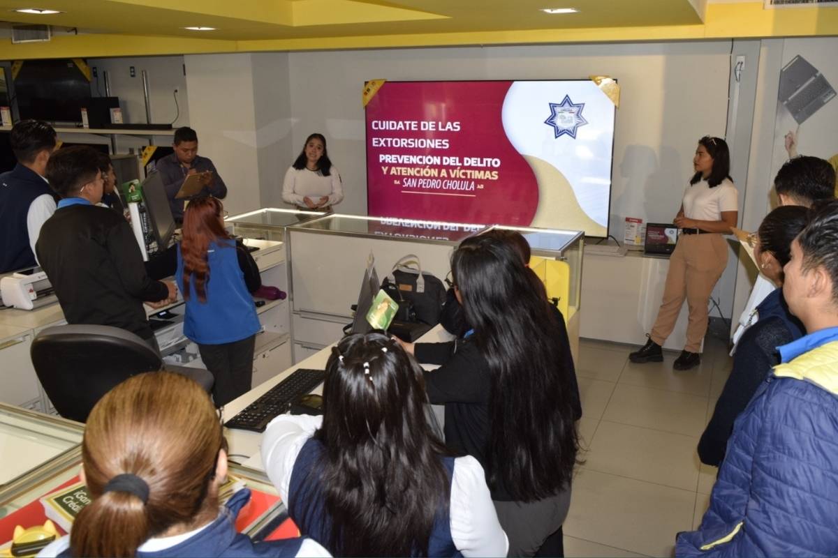 SSC Cholula imparte pláticas de prevención de la extorsión | Foto: Cortesía