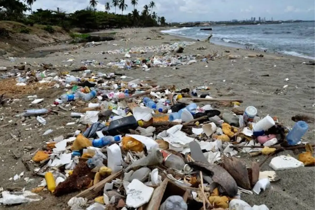Estas son las cinco playas más contaminadas en México