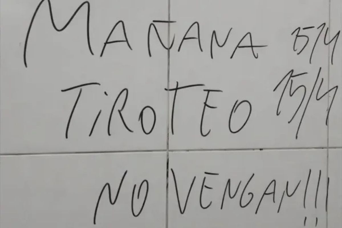 Buscan castigar con hasta 9 años de cárcel amenazas falsas de tiroteos en escuelas de Puebla