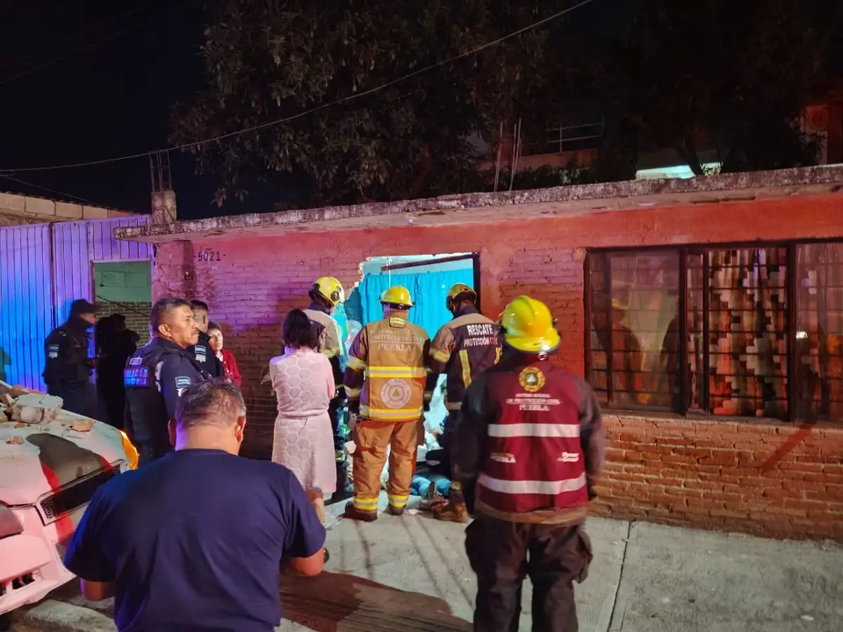 Conductor chocó contra una casa en Bosques de Manzanilla