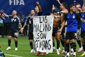 FIFA investiga a Argentina por manta sobre las Malvinas