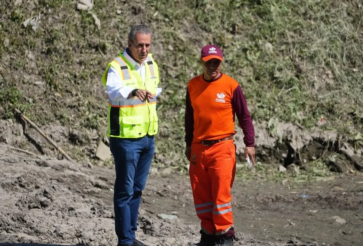 Supervisa Pepe Chedraui trabajos de limpieza y desazolve en vaso regulador Puente Negro