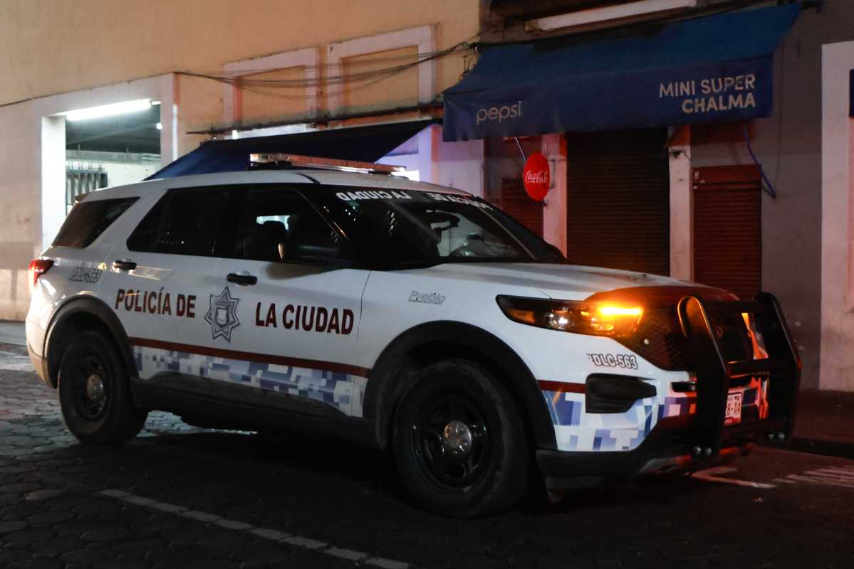 robo de auto en Centro Histórico de Puebla | elementos de la SSC revisaron cámaras de vigilancia de la zona | Foto: Agencia Enfoque
