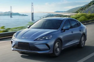 Precio del BYD King 2027 en México