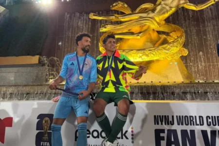 (VIDEOS) Jorge Campos y Vozinha protagonizan divertidos encuentros en evento en Nueva York 10 Jorge Campos y Vozinha protagonizan divertidos encuentros