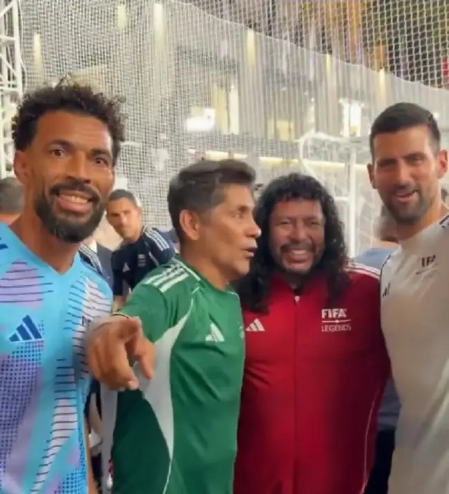 (VIDEOS) Jorge Campos y Vozinha protagonizan divertidos encuentros en evento en Nueva York 3 Jorge Campos y Vozinha protagonizan divertidos encuentros