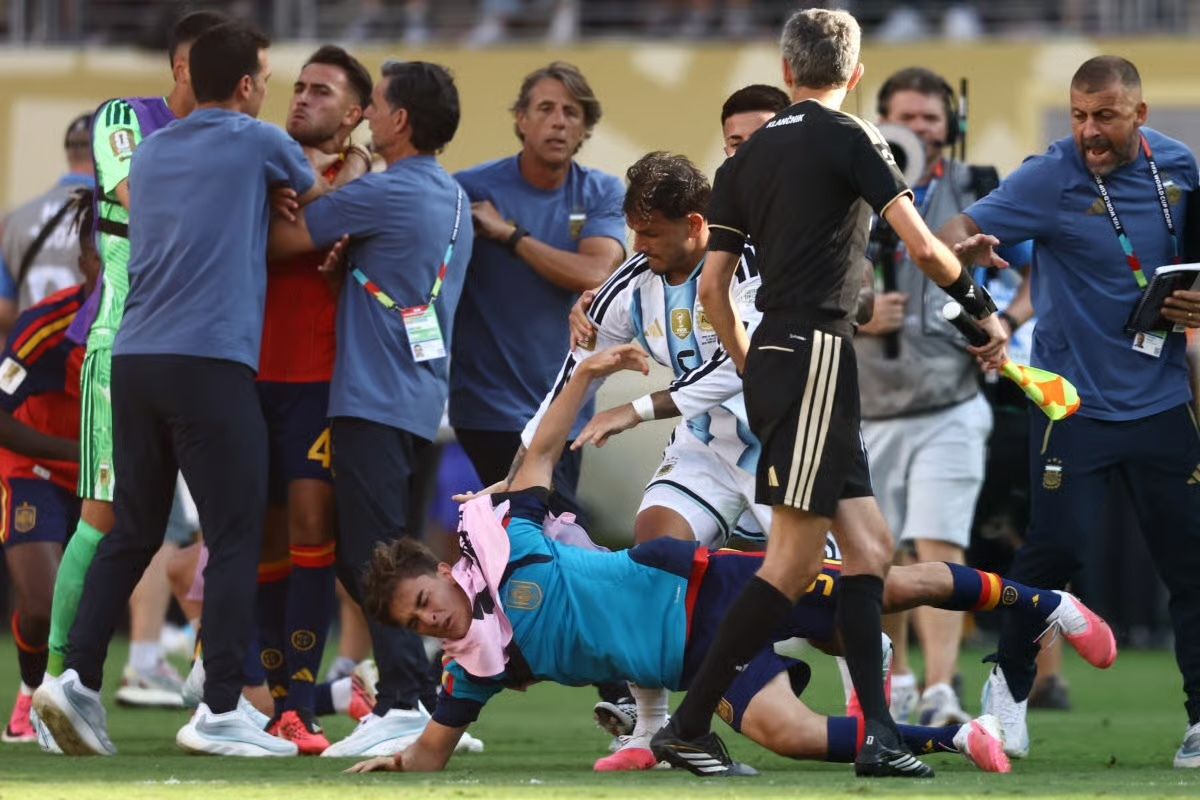 FIFA abre investigación contra Argentina tras incidentes en la final del Mundial 2026 2 FIFA abre investigación contra Argentina tras incidentes en la final del Mundial 2026