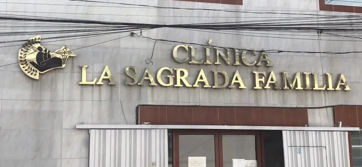 Suspenden áreas de la clínica de maternidad La Sagrada Familia de Cholula por muerte de menor 3 Suspenden áreas de la clínica de maternidad La Sagrada Familia de Cholula por muerte de menor