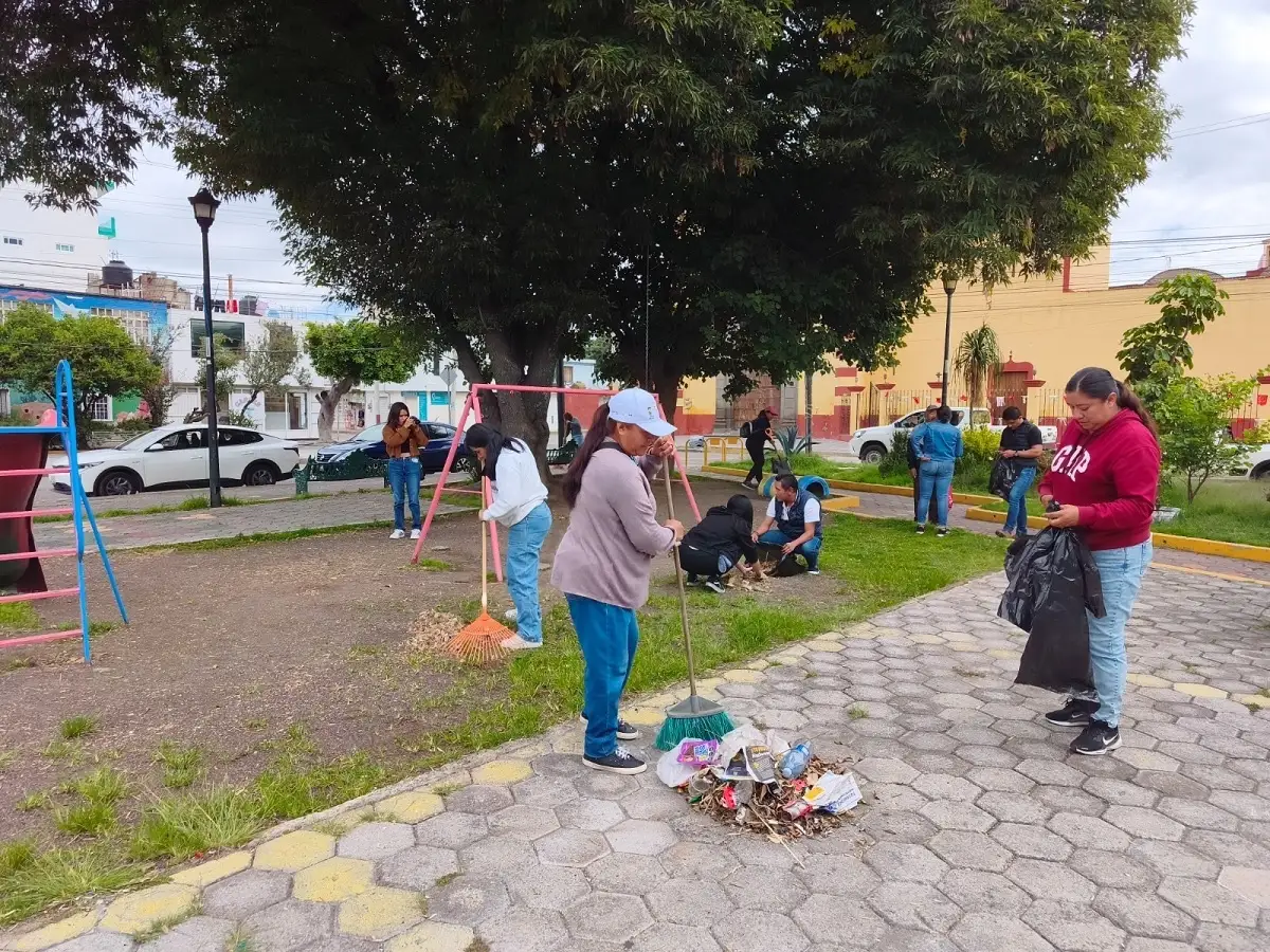 DIF Municipal y Sistema Estatal DIF impulsan jornada de faena en San Pedro Cholula 4 DIF Municipal y Sistema Estatal DIF impulsan jornada de faena en San Pedro Cholula