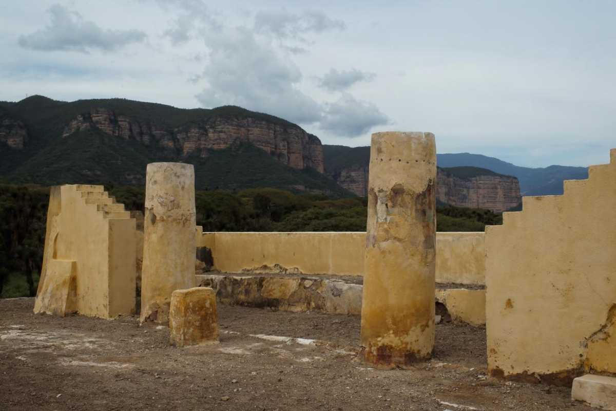 Estas son las zonas arqueológicas en Puebla que no puedes perderte en vacaciones 4 Vestigios de la zona arqueológica de Tehuacán el Viejo | Foto: Agencia Enfoque