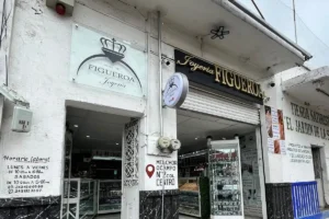 Asaltaron una joyería en Izúcar; se metieron por boquetes