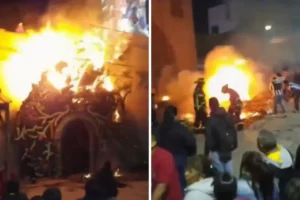 (VIDEO) Se incendió una iglesia durante fiesta patronal
