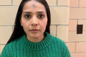 Hija de “El Mencho” busca recuperar casa