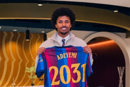 Barcelona fichó a Adeyemi: este es su perfil