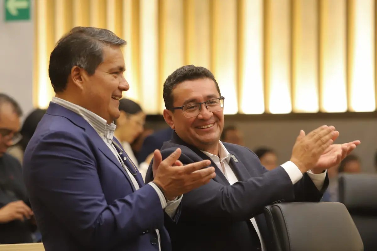 Detectan venta de drogas en escuelas de Puebla; los hacen por lápiz adhesivo 3 Detectan venta de drogas en escuelas de Puebla