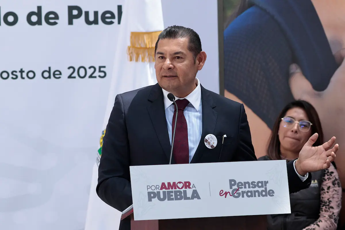 Anuncia Armenta Universidad de la Salud en Tecamachalco