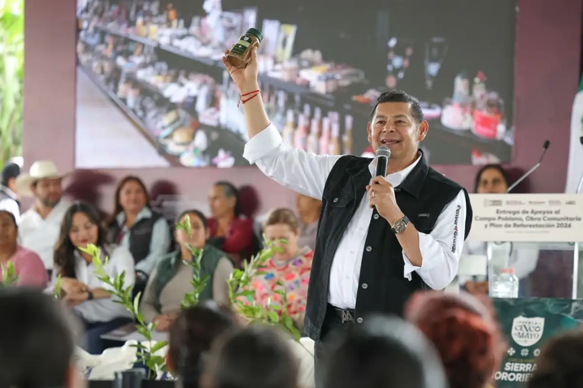 Instalan Centro de Transformación de Jitomate en Aquixtla