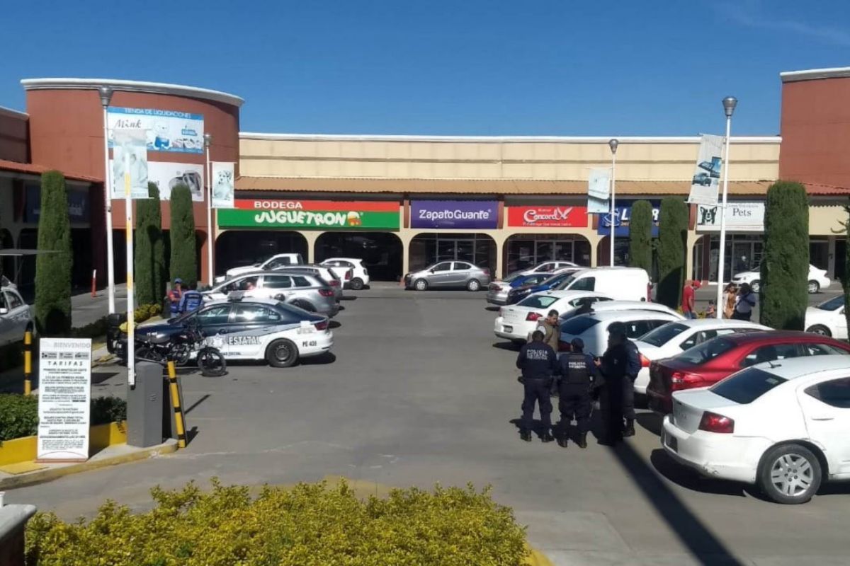 Asaltan a cuentahabiente en Plaza Tolín tras retirar 200 mil pesos