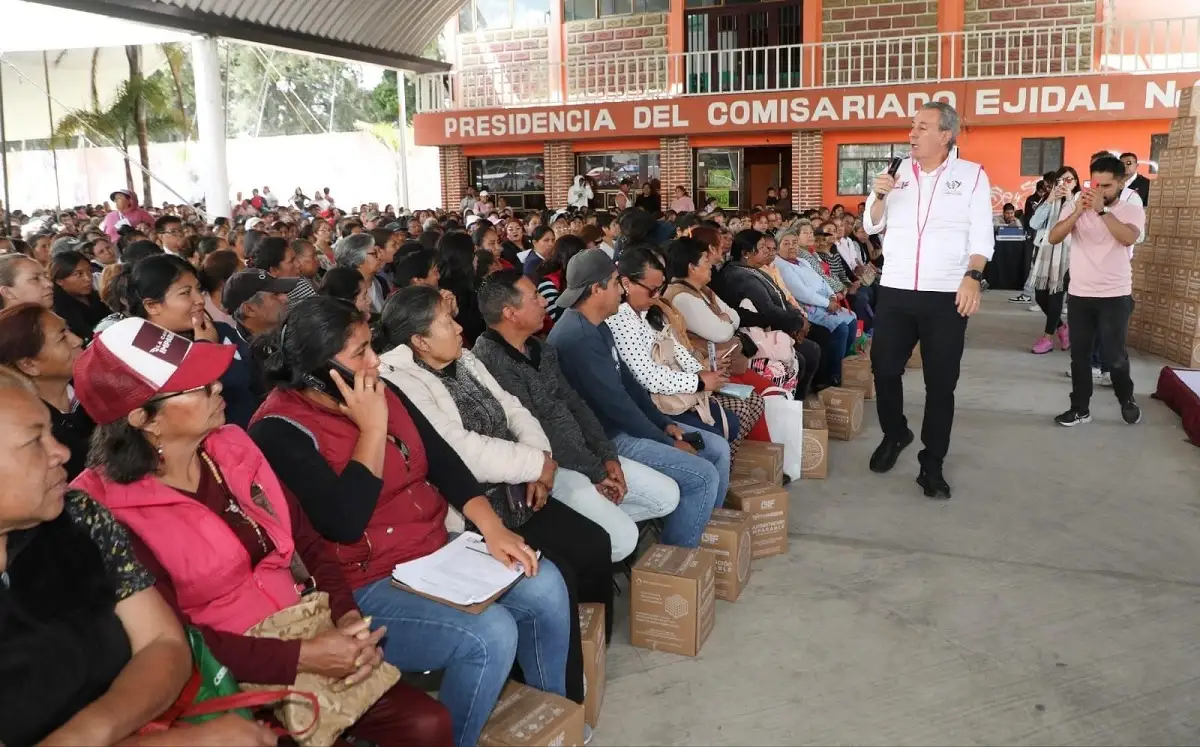 Entrega Pepe Chedraui apoyos del programa Alimentación Imparable en Xonacatepec