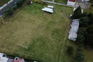 Pone en marcha Roberto Solís la rehabilitación de la cancha de "Valle de San Miguel", la quinta intervenida en Huejotzingo